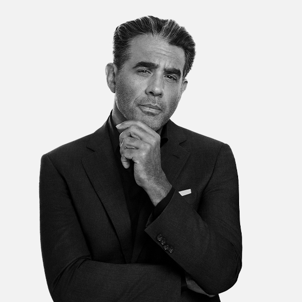 BOBBY CANNAVALE